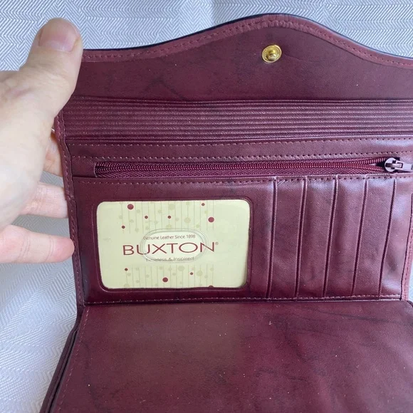 Buxton Burgundy Leather Card Holder and checkbook wallet - Picture 8 of 8